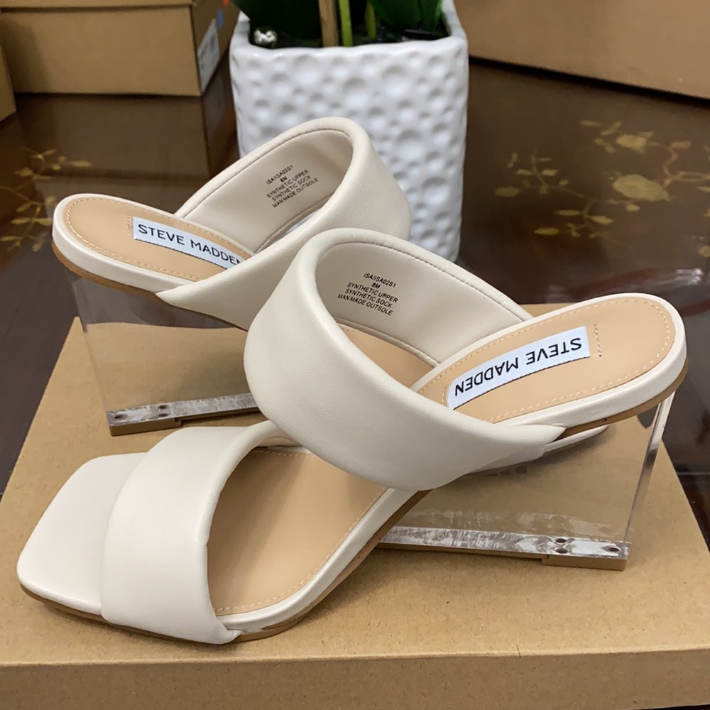 Steve Madden Isa White Sandal NWB - Picture 7 of 8
